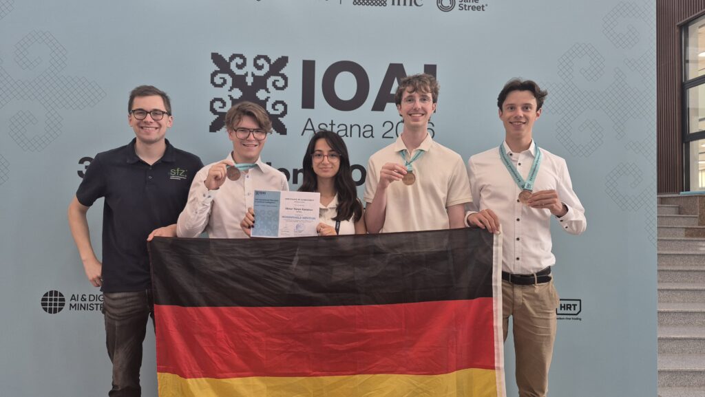 Gruppenfoto des deutschen Teams bei der IOAI 2026